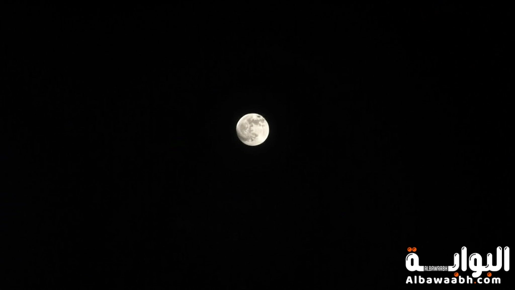 تصوير القمر بالايفون