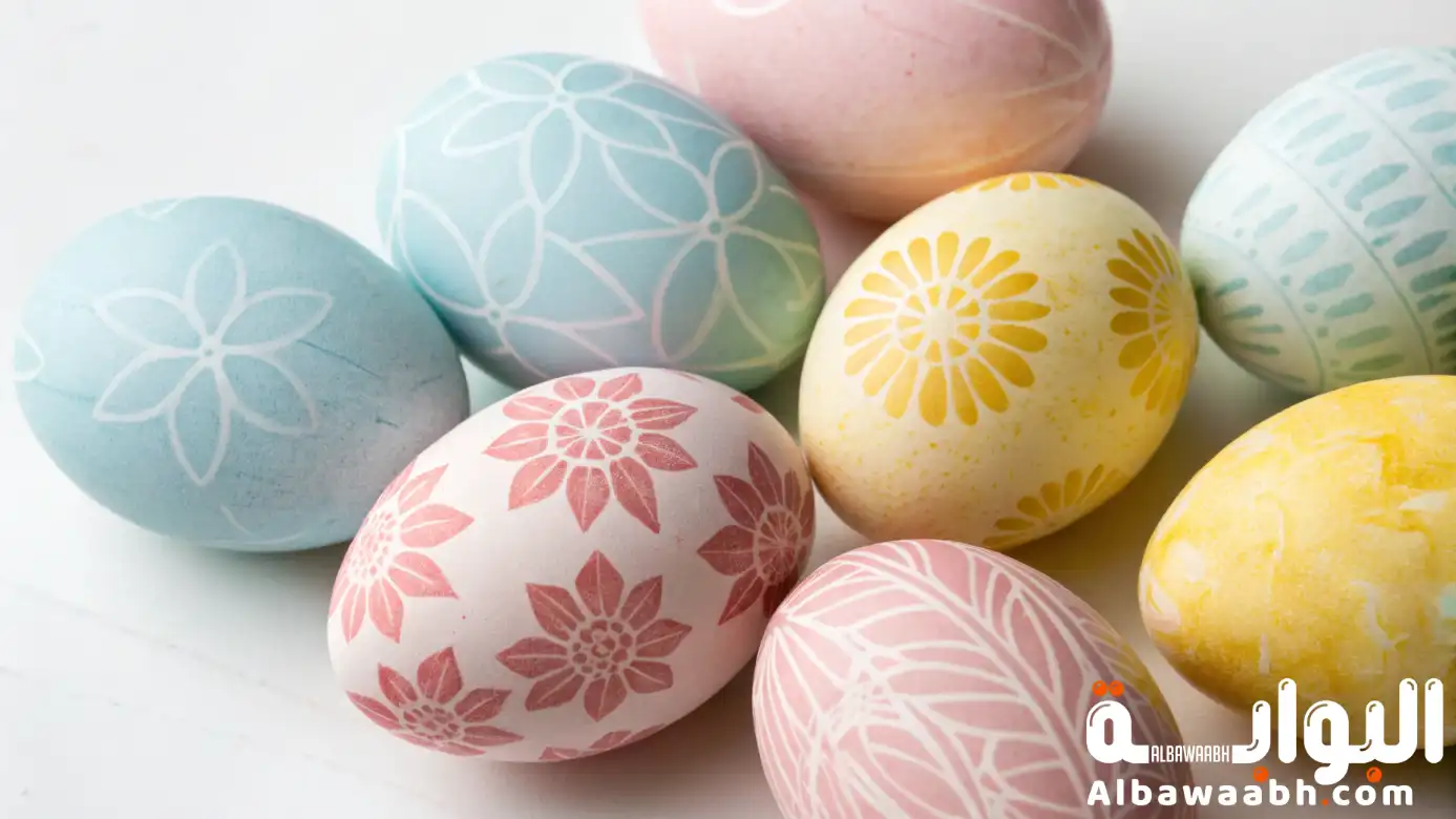 تلوين البيض بألوان طبيعية