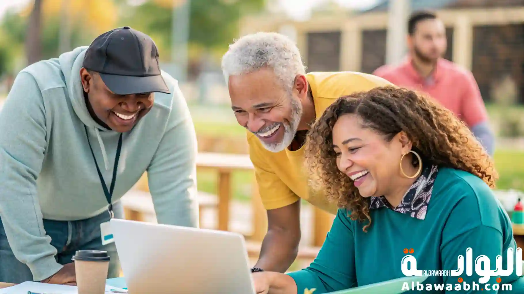 حكم عن التعاون والتكاتف مع الآخرين