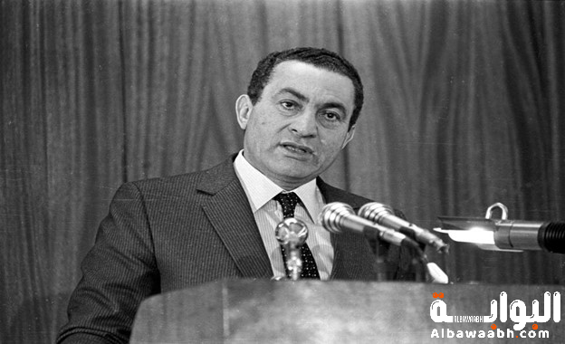 حسني مبارك: رئيس مصر لثلاثة عقود بين الاستقرار والجدل
