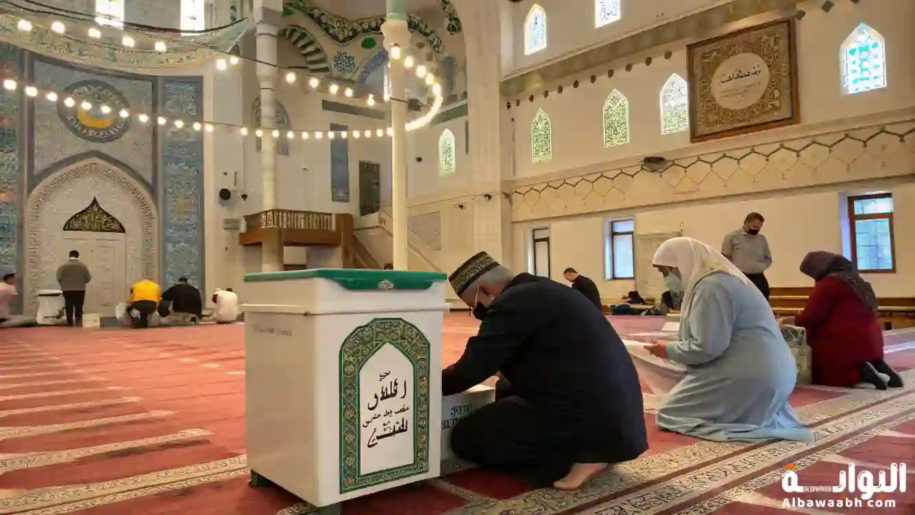 حكم دفع كفارة الصيام عن شخص آخر