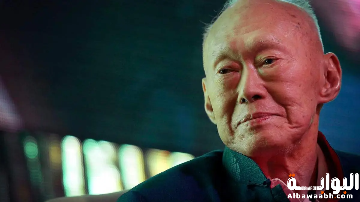 المؤسس لي كوان يو