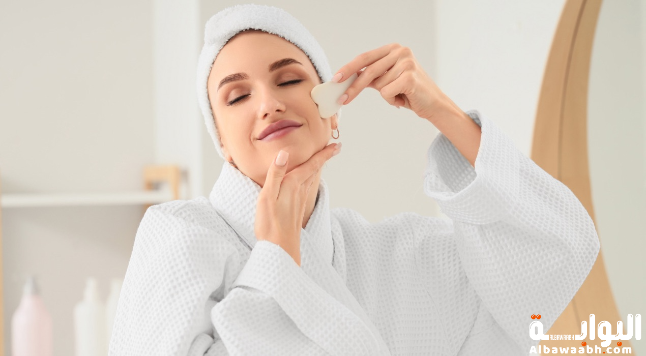 تجهيزات العناية بالبشرة المنزلية